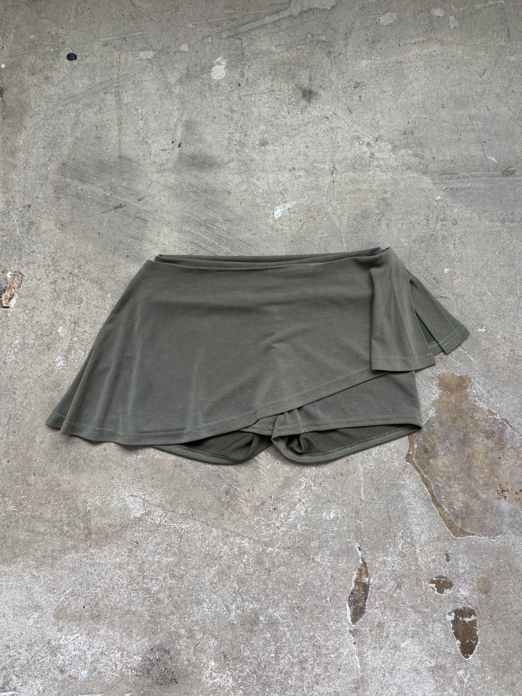Martine Skort in Khaki or Charcoal Black