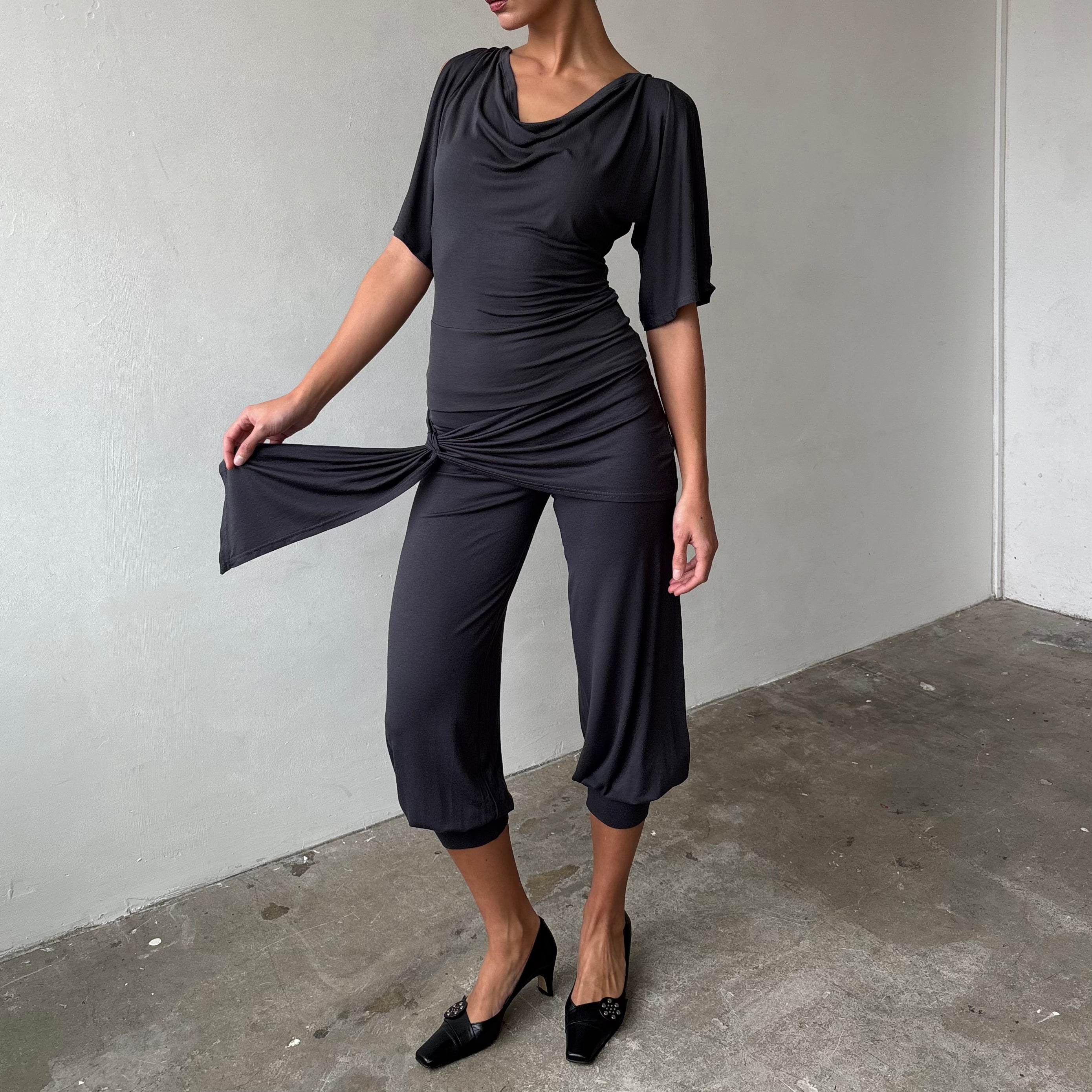 The Split Sleeve Top in Charcoal