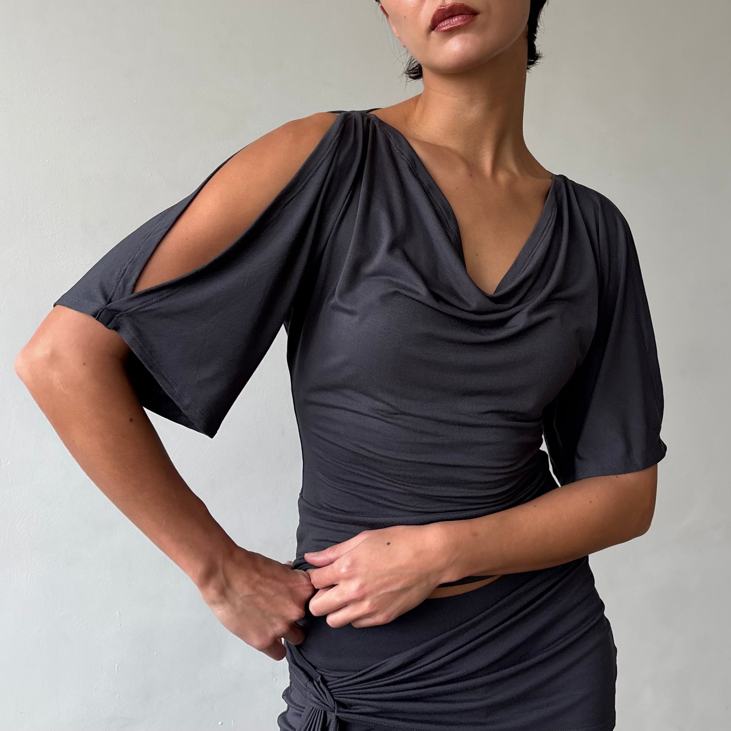 The Split Sleeve Top in Charcoal
