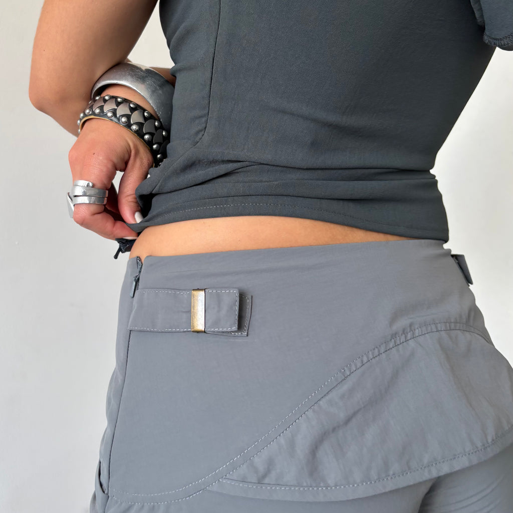 Betty Capris in Grey