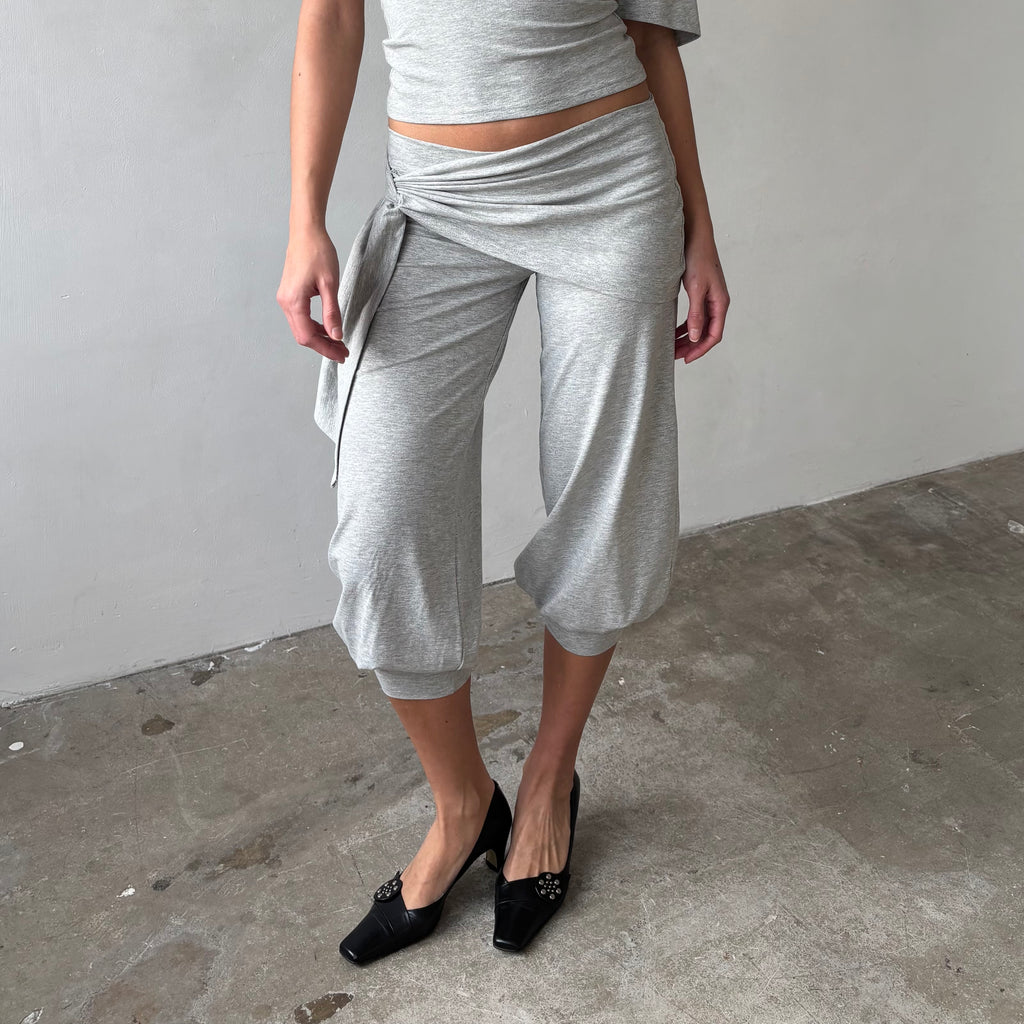 Bubble Capris and Sarong in Grey Marl