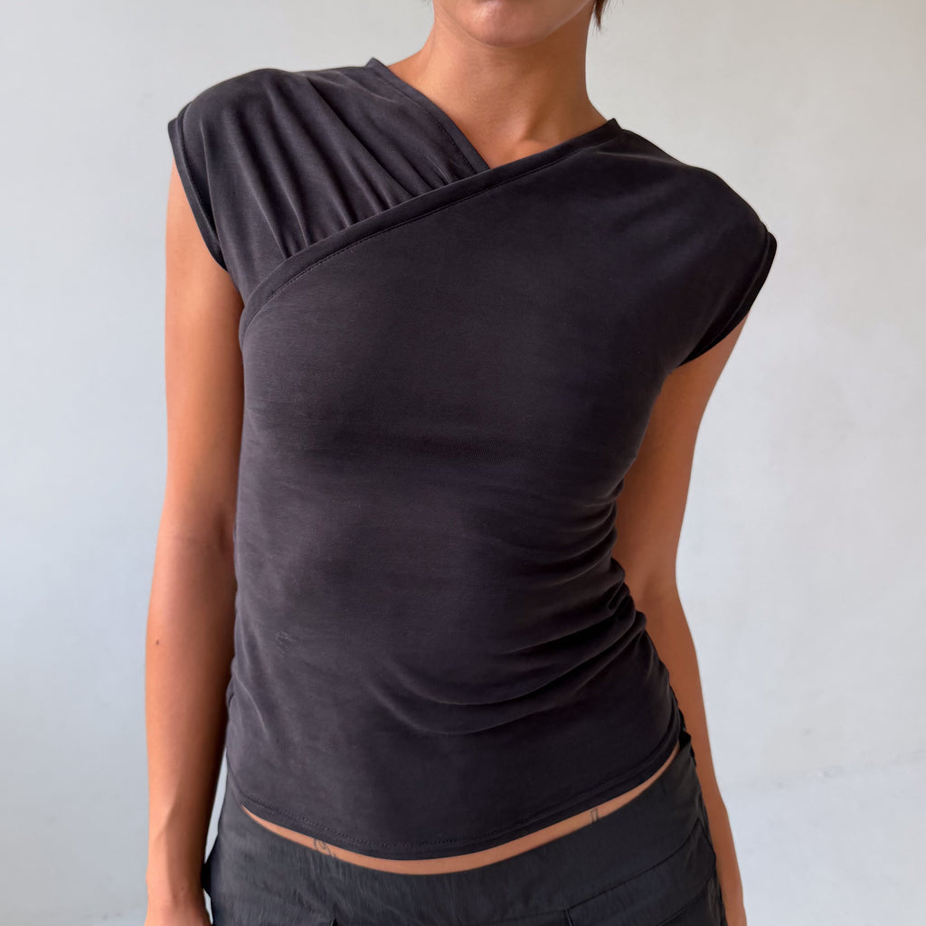 Ines V Neck Tee
