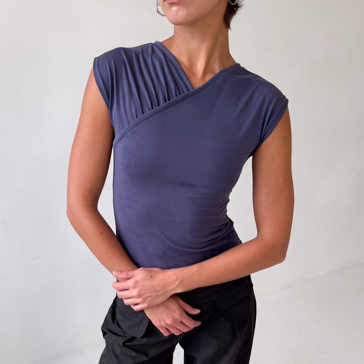 Ines V Neck Tee
