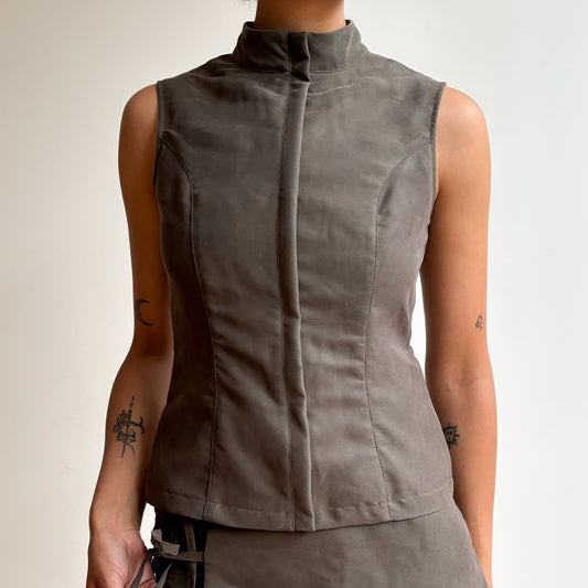Rita Zip Up (Size L)