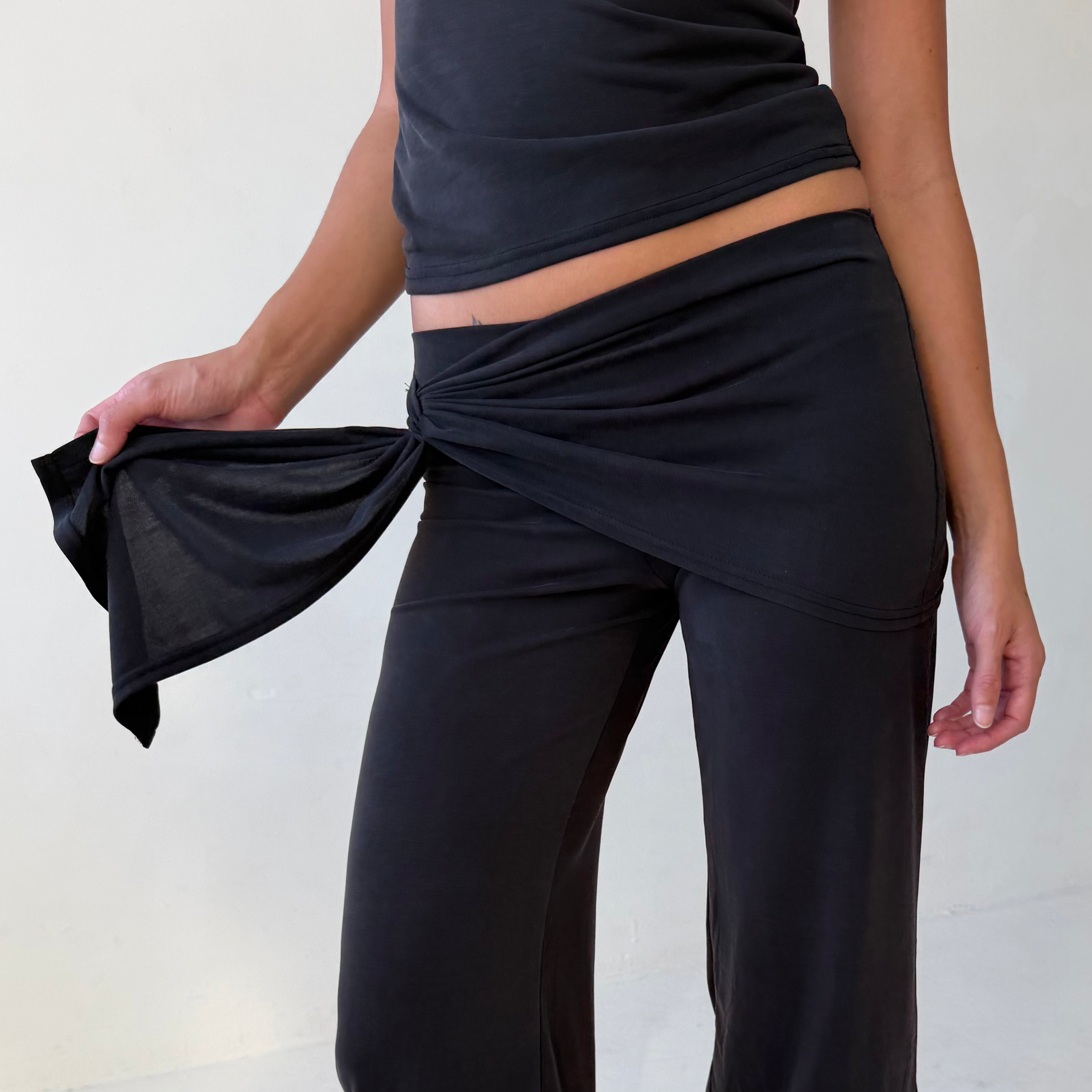 Bubble Capri with Sarong in Charcoal Black